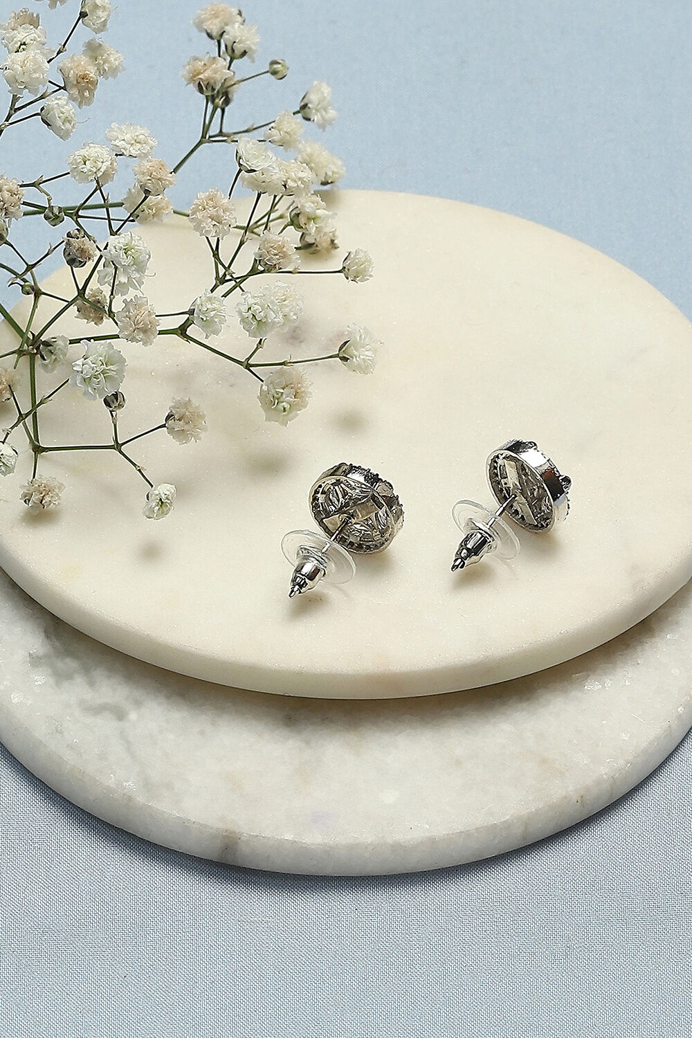 White Brass earrings image number 2