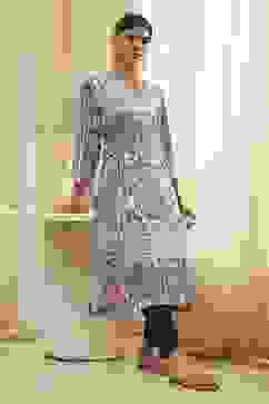 Plum and Off-White Printed Straight Kurta image number 0