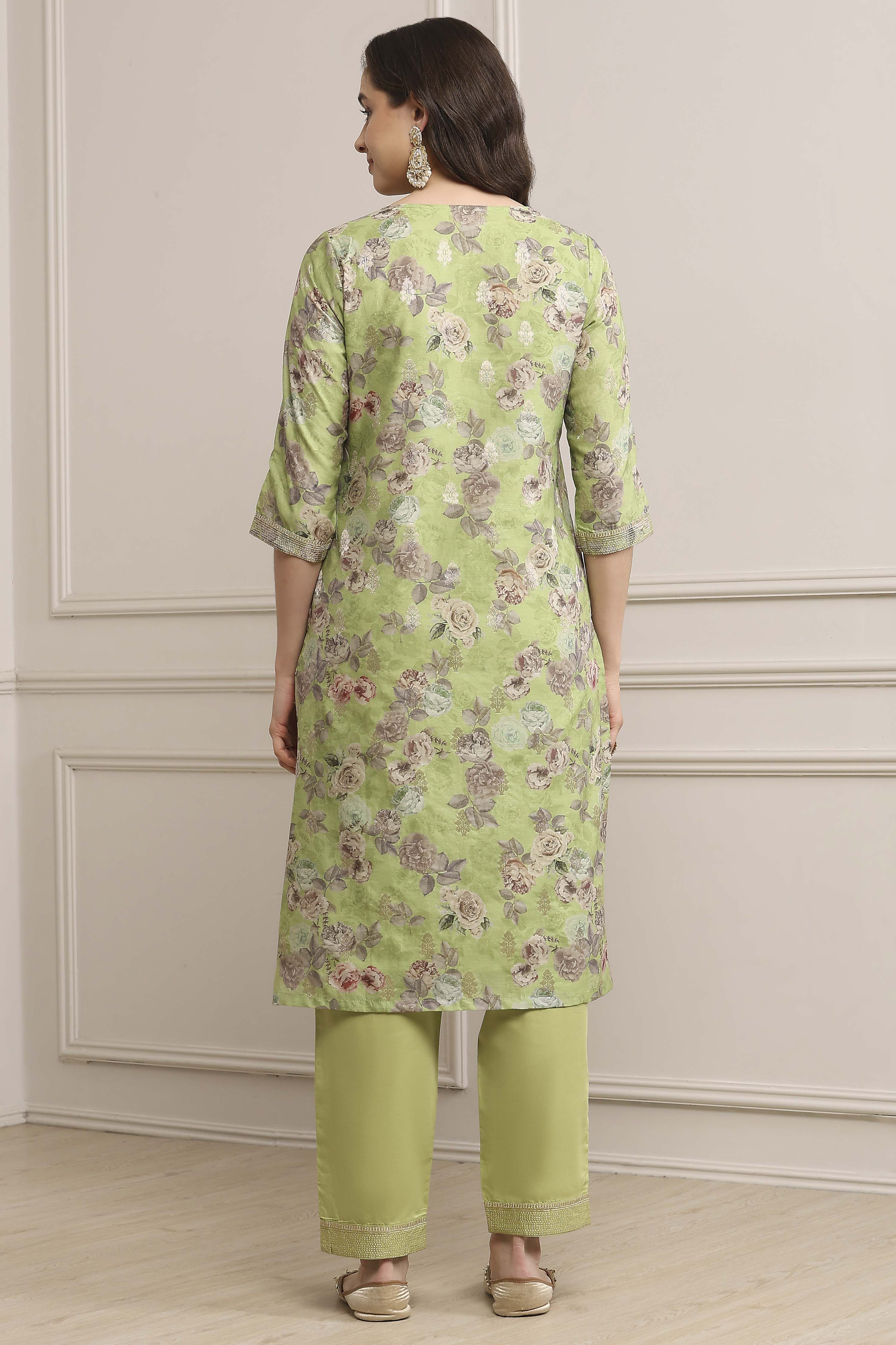 Green Cotton Blend Floral Straight Suit Set image number 4