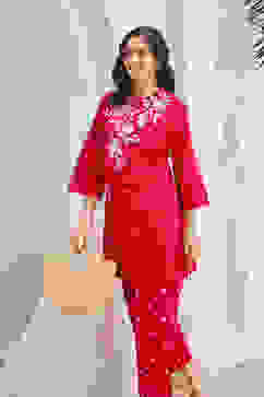 Red Cotton Straight Suit Set image number 3