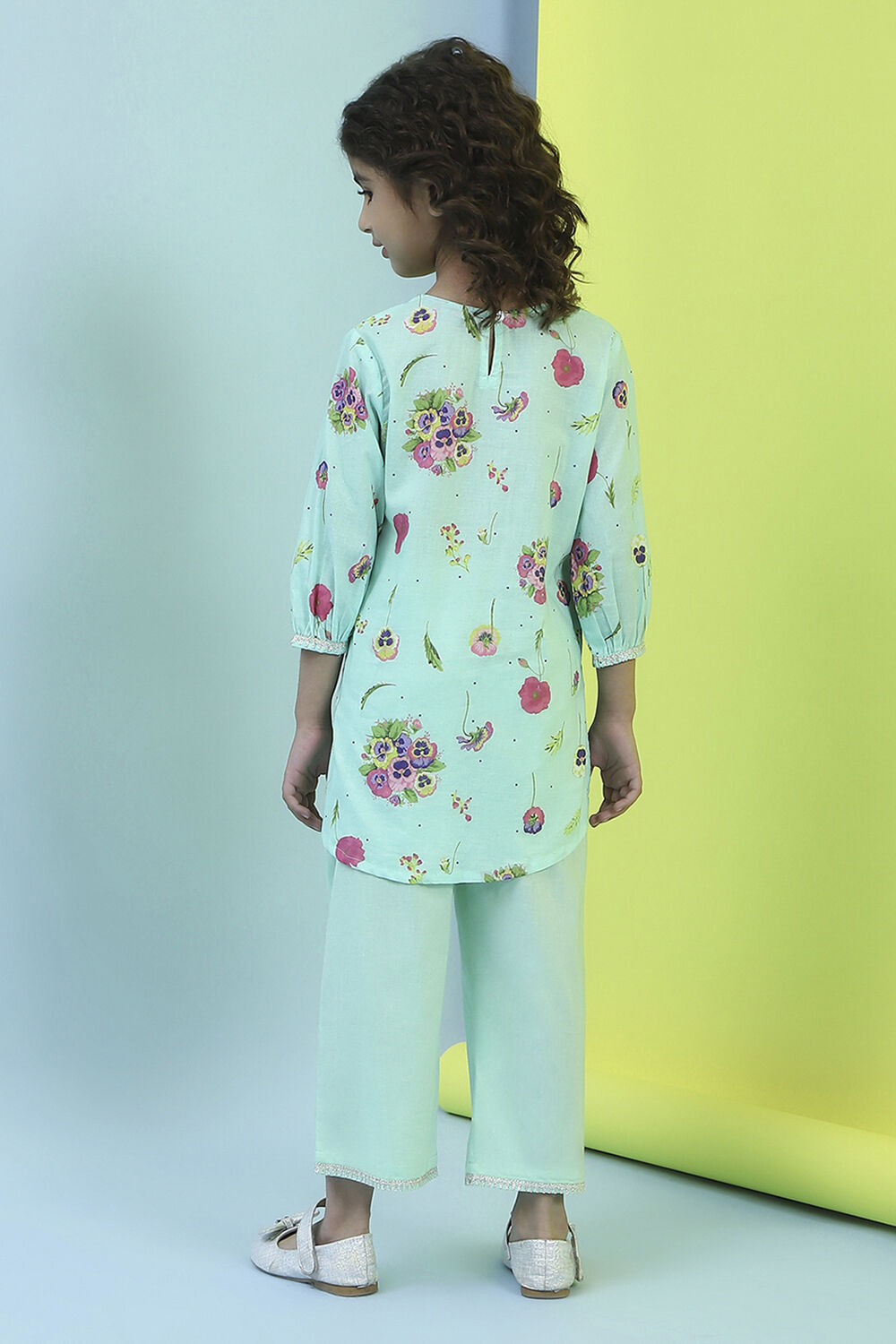 Turquoise Cotton Floral Straight Kurta Pants Set image number 4