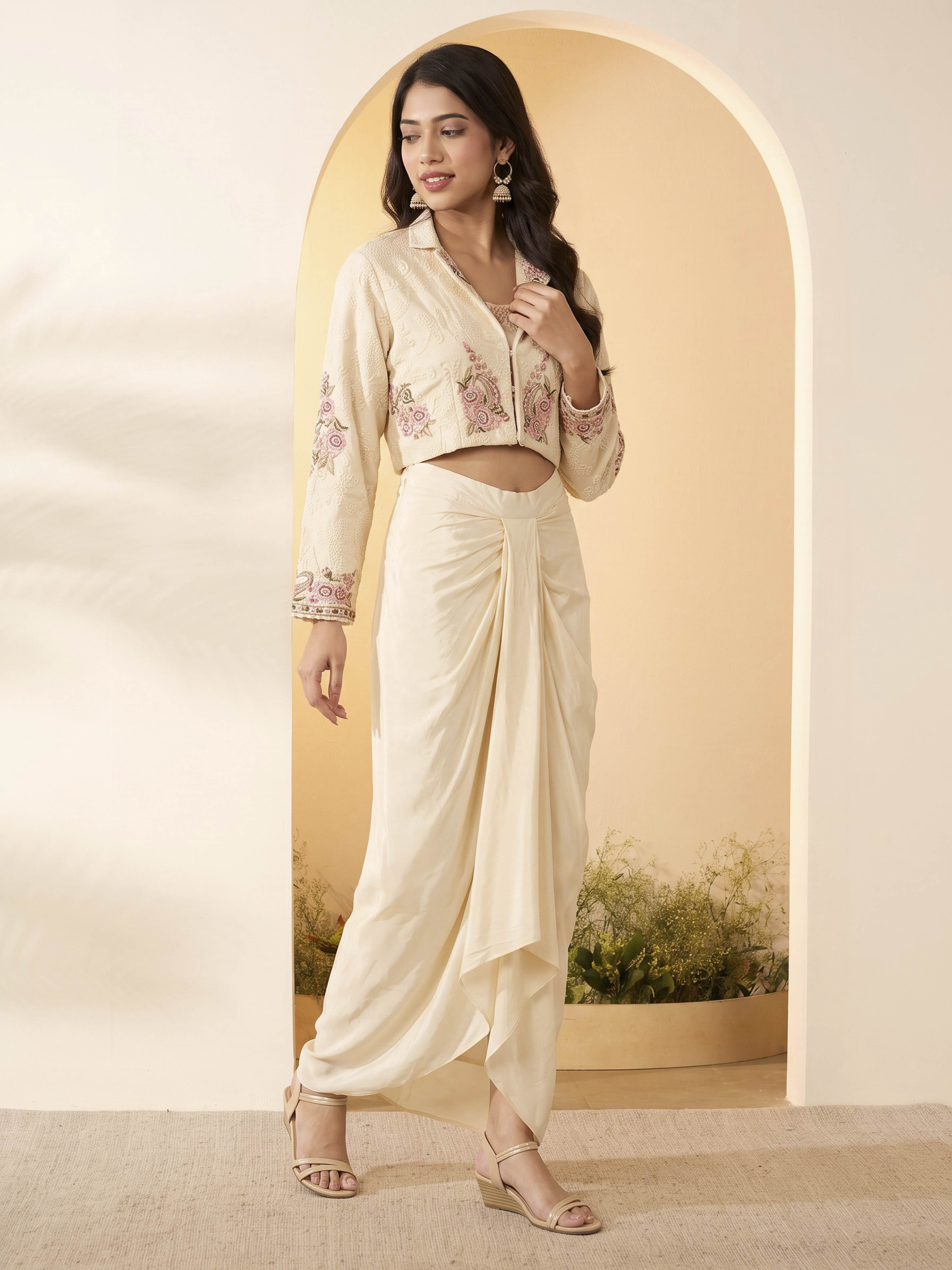 White Viscose Rayon Layered Fusion Set image number 3