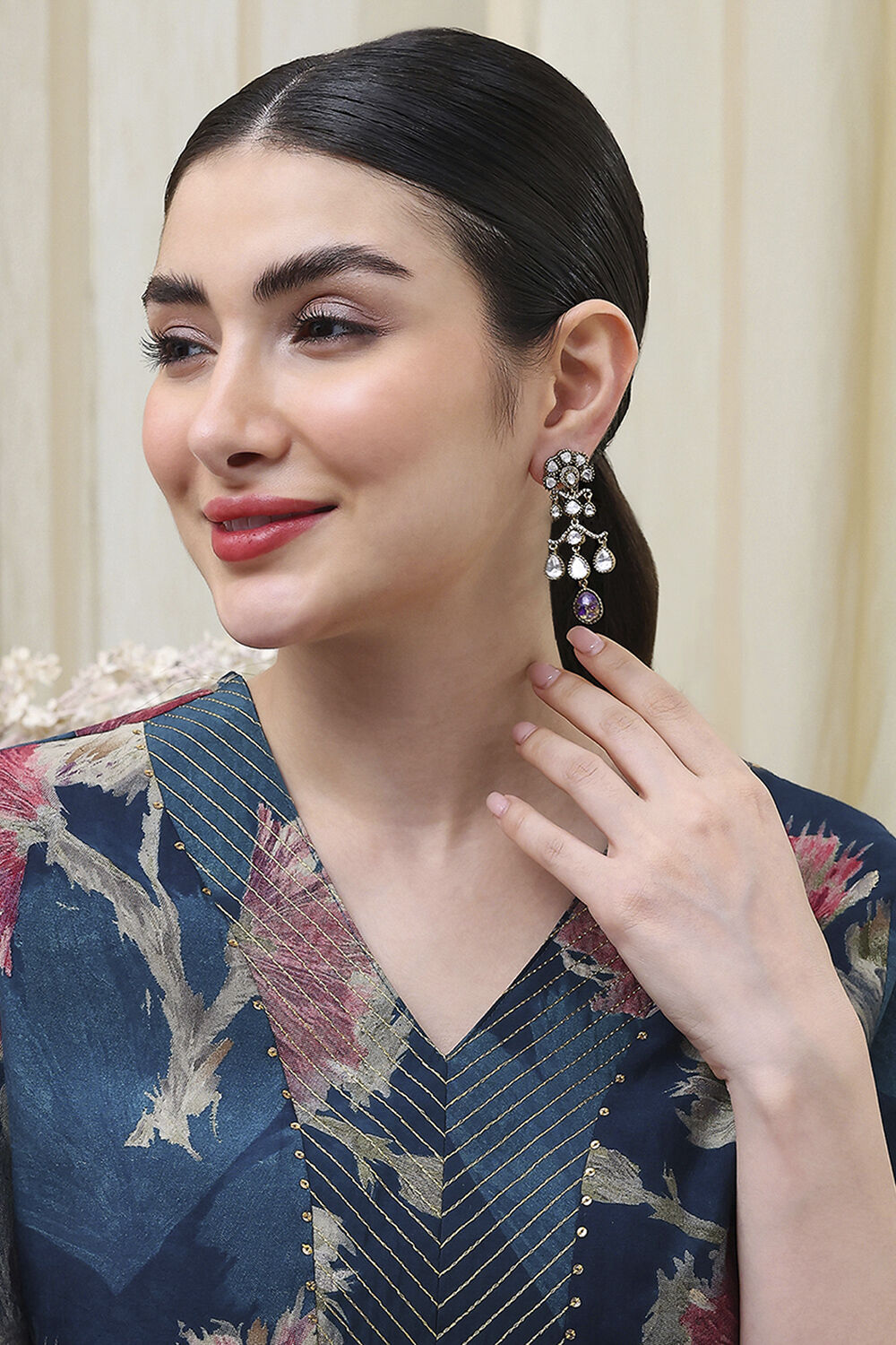 Purple Stone Embellished Earrings image number 3