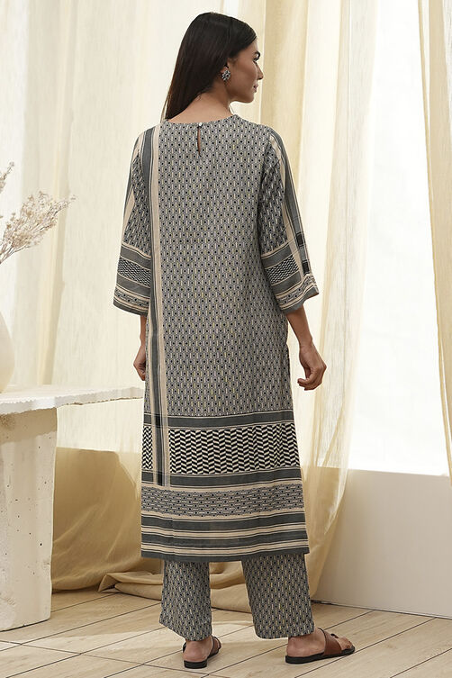 Black and Beige Printed Straight Kurta Set image number 4