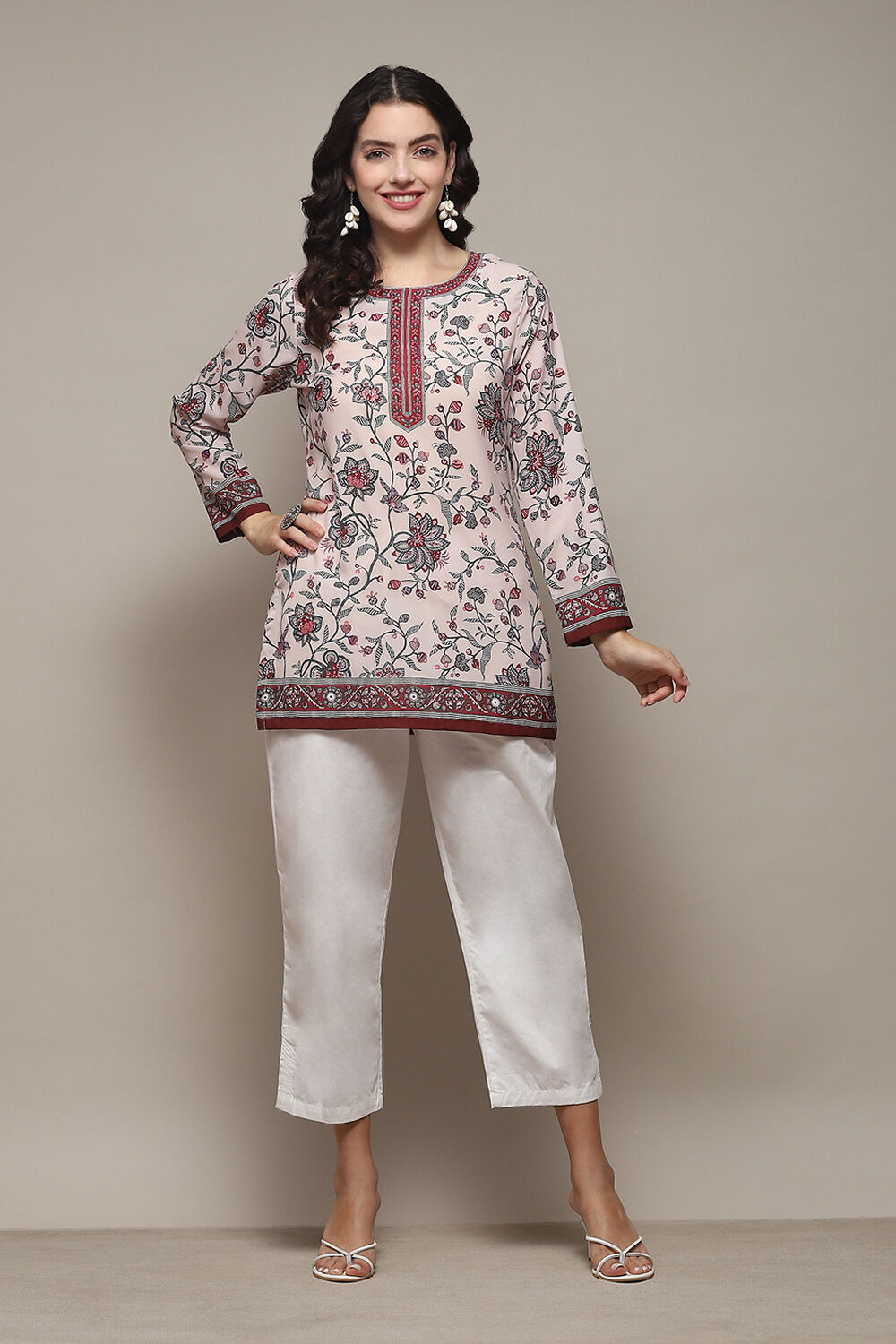 Off-White Floral Printed Straight Kurti image number 0