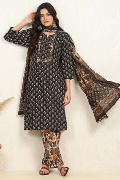 Grey Cotton Printed Unstitched Suit Set image number 1