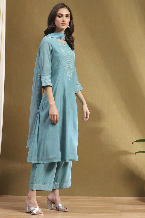 Turquoise Embroidered Festive Kalidar Suit Set image number 5