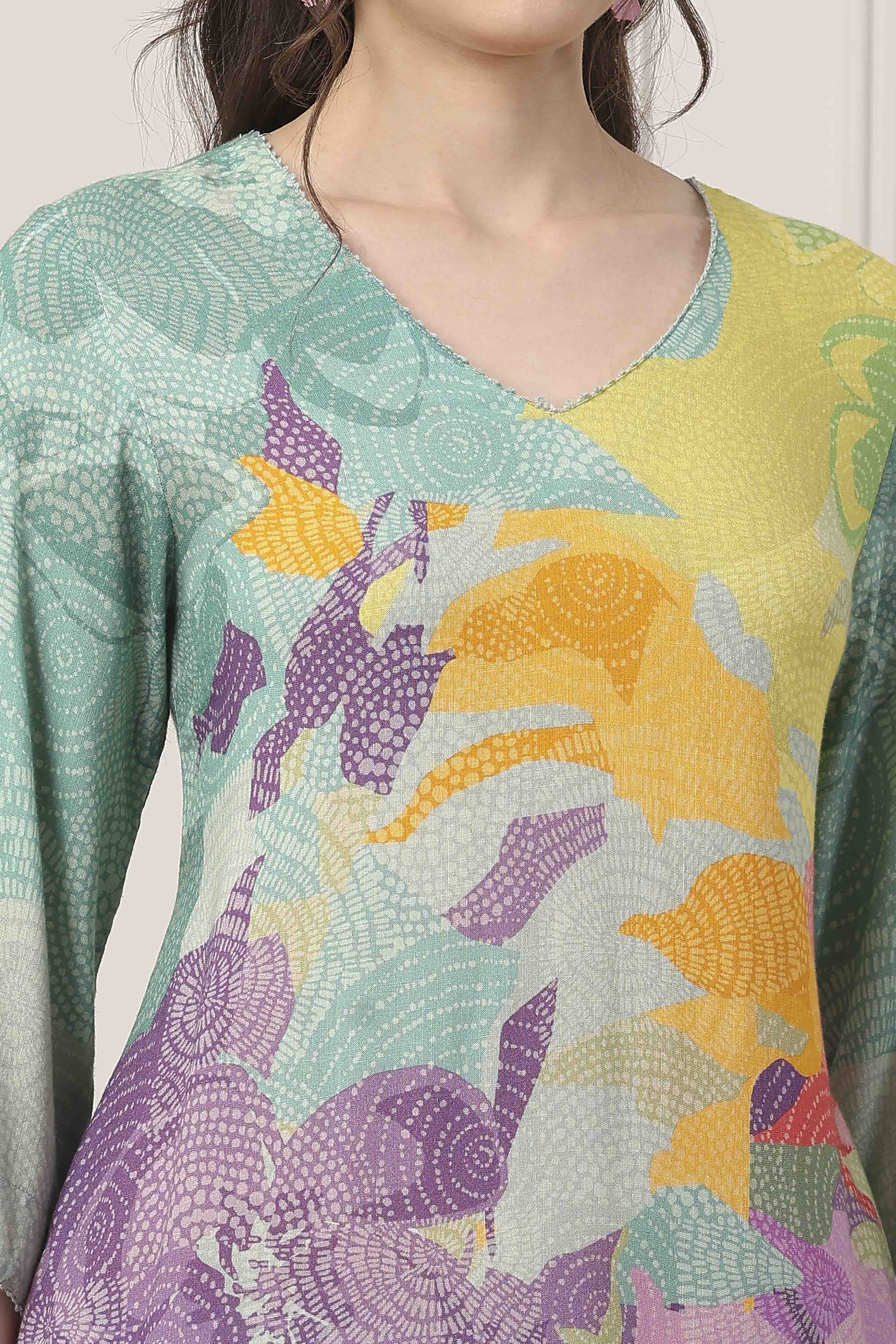 Green Abstract Printed Straight Suit Set image number 1