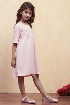 Pink Cotton Yarndyed Sleepwear image number 3