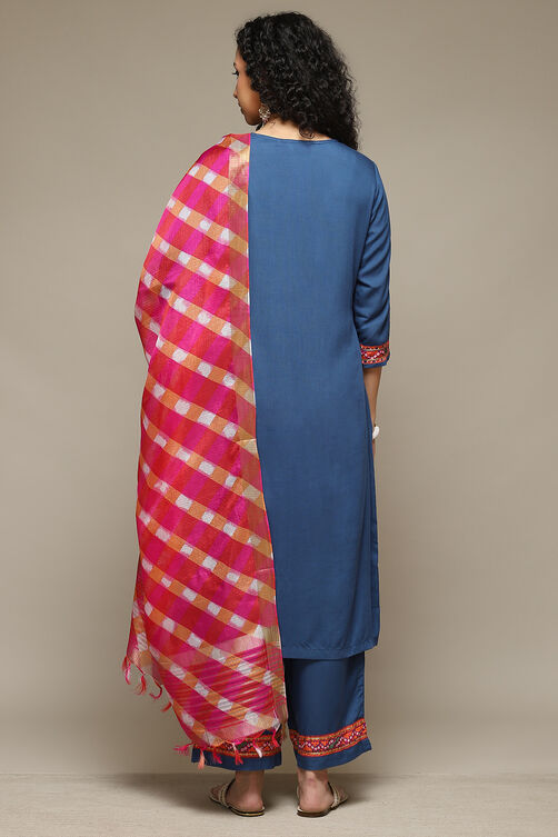 Off White & Blue Rayon Straight Kurta Palazzo Suit Set image number 4