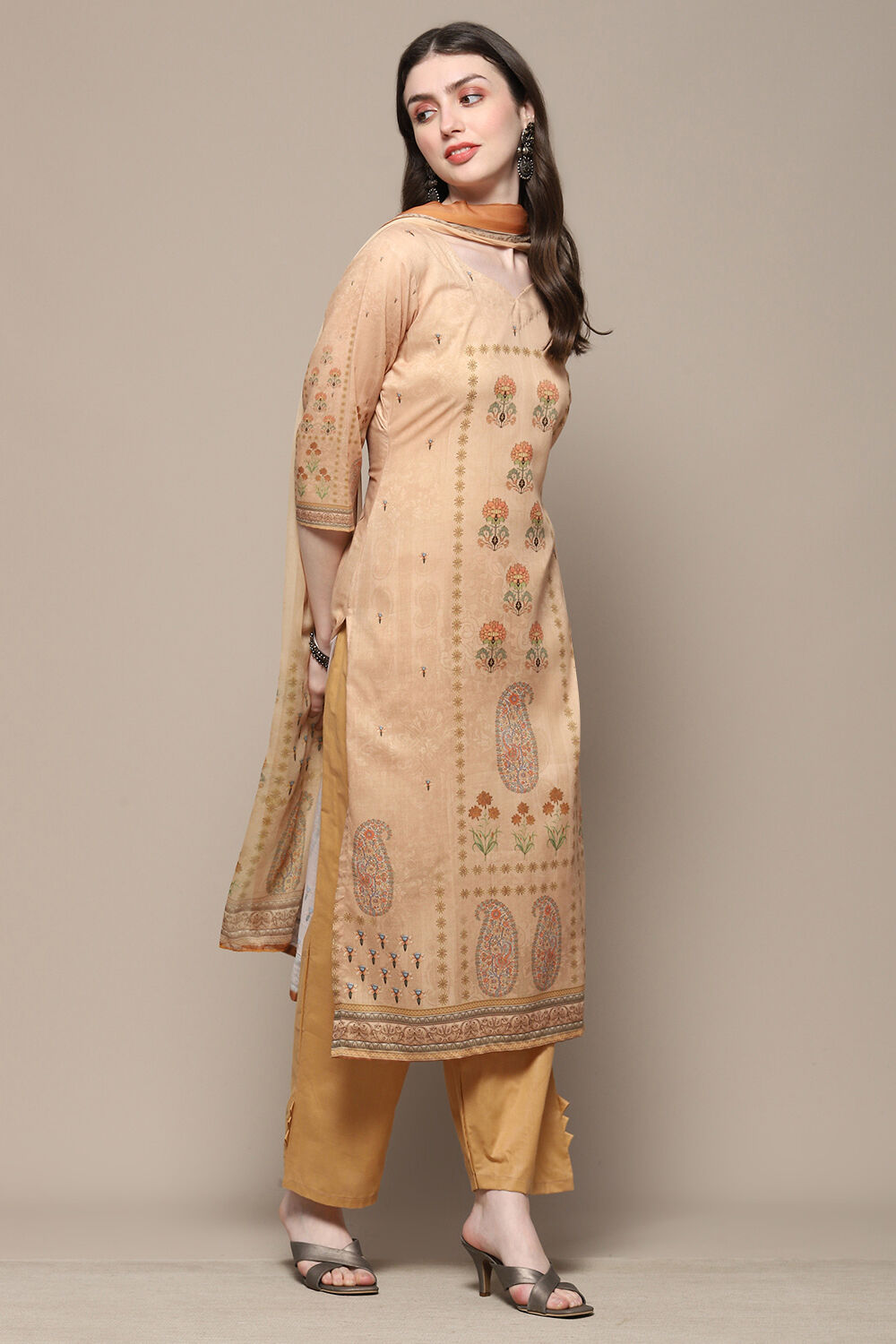 Red Cotton Blend Floral Digital Print Unstitched Suit Set image number 7