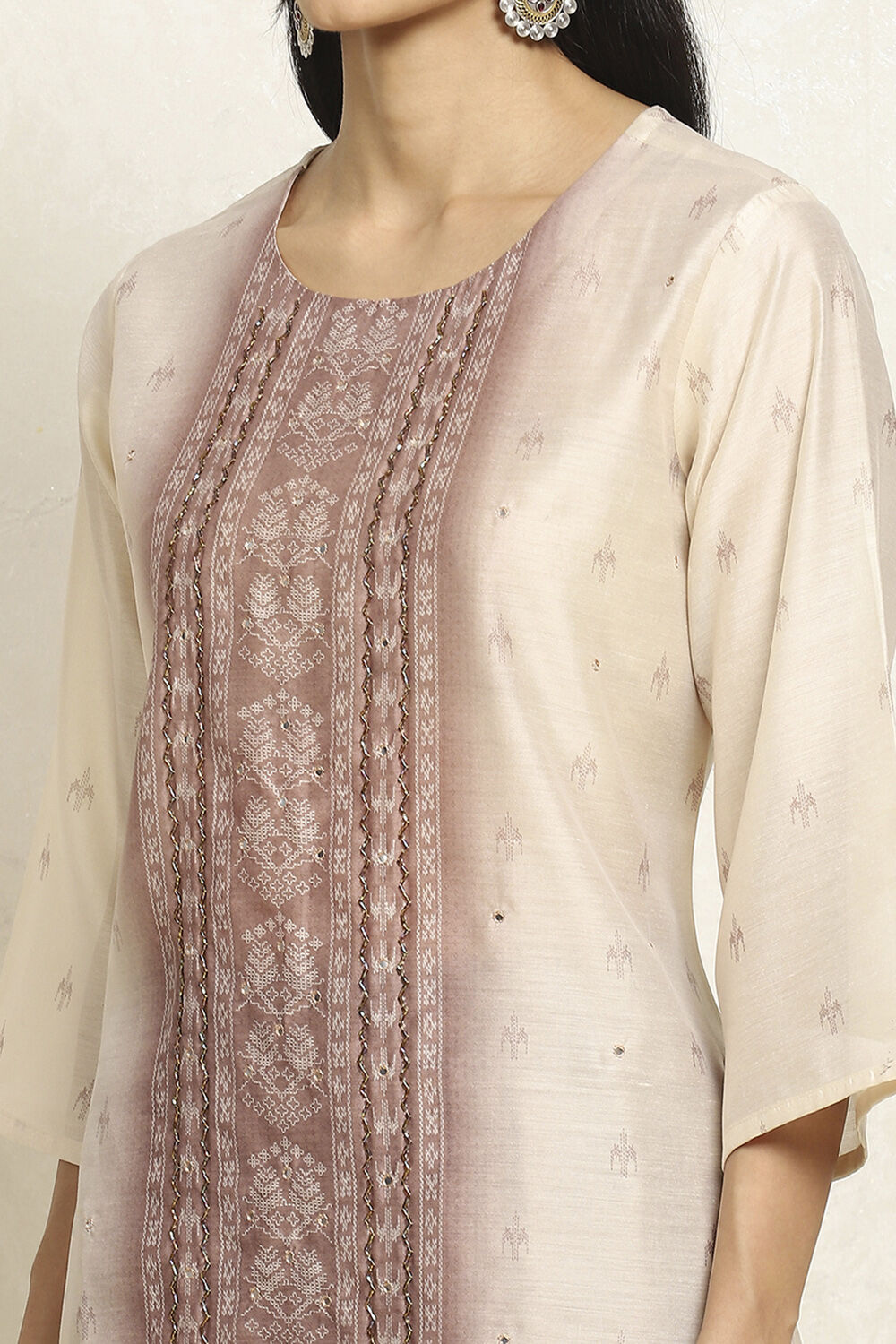 Grey and Off-White Chanderi Woven Unstitched Suit Set image number 2