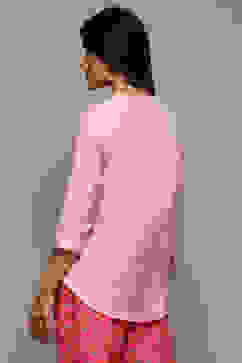 Pink Cotton Blend Kurti image number 4