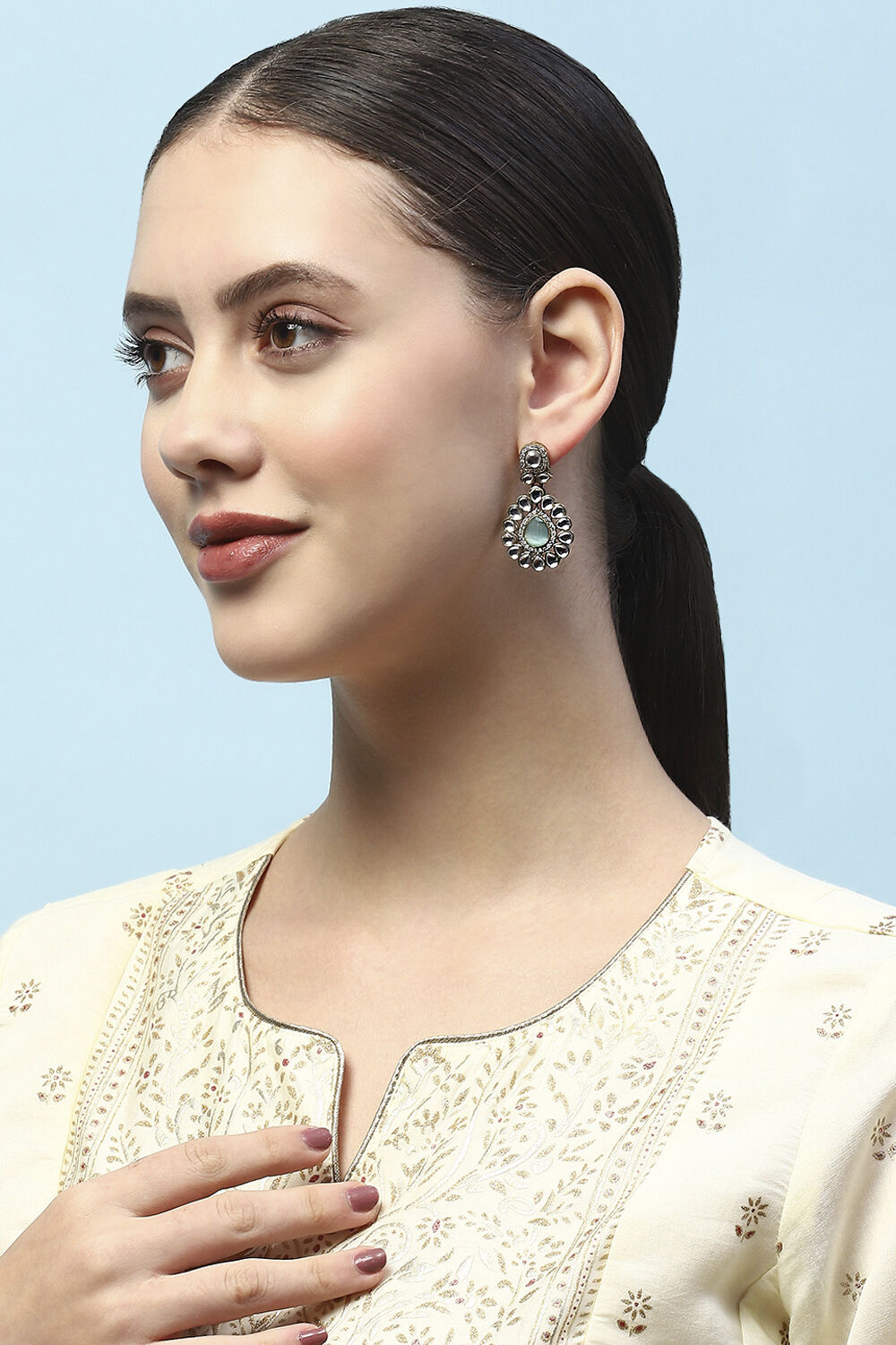 Mint Green Gold-Plated Kundan Studded Danglers image number 1