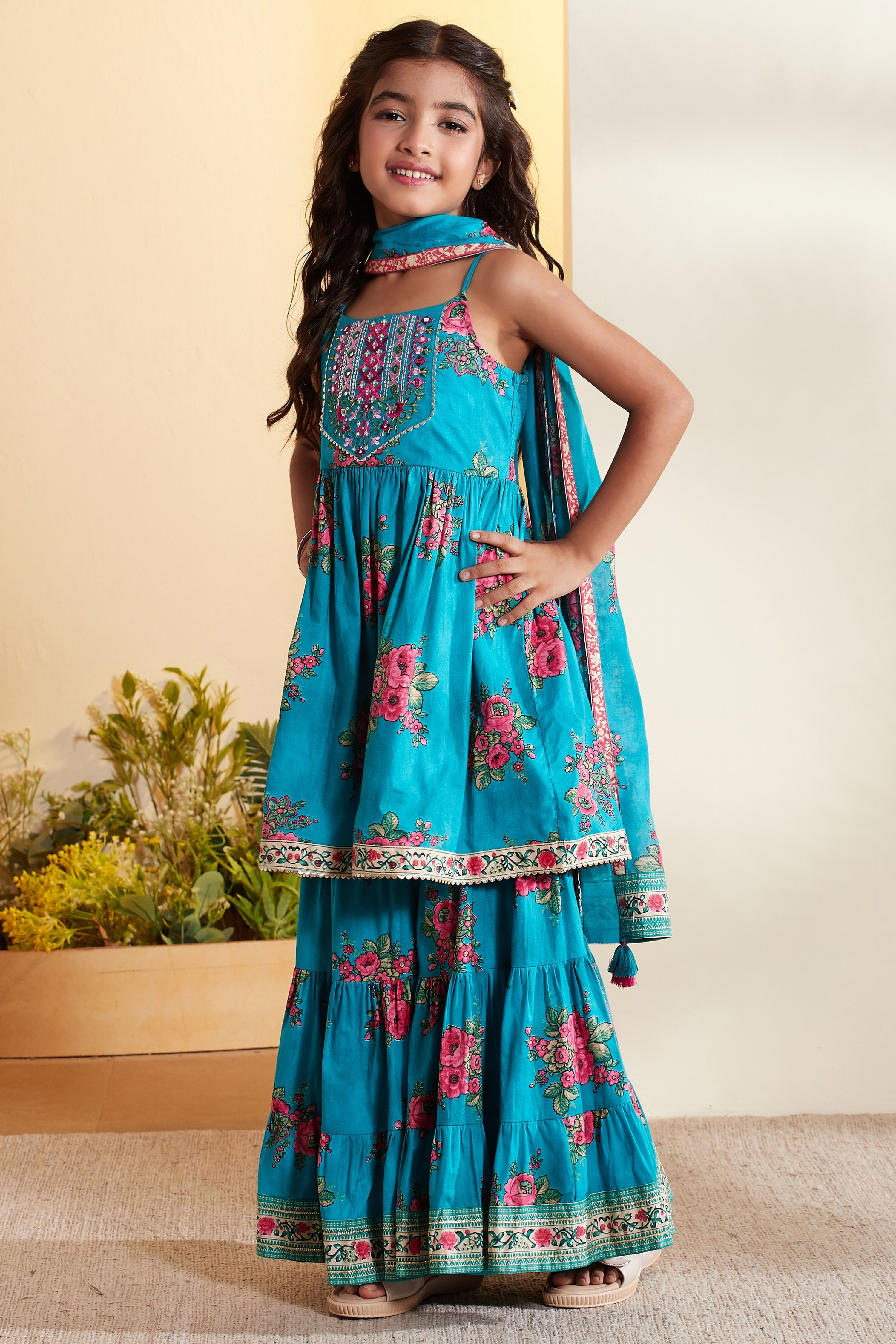 Blue Cotton Peplum Suit Set image number 3