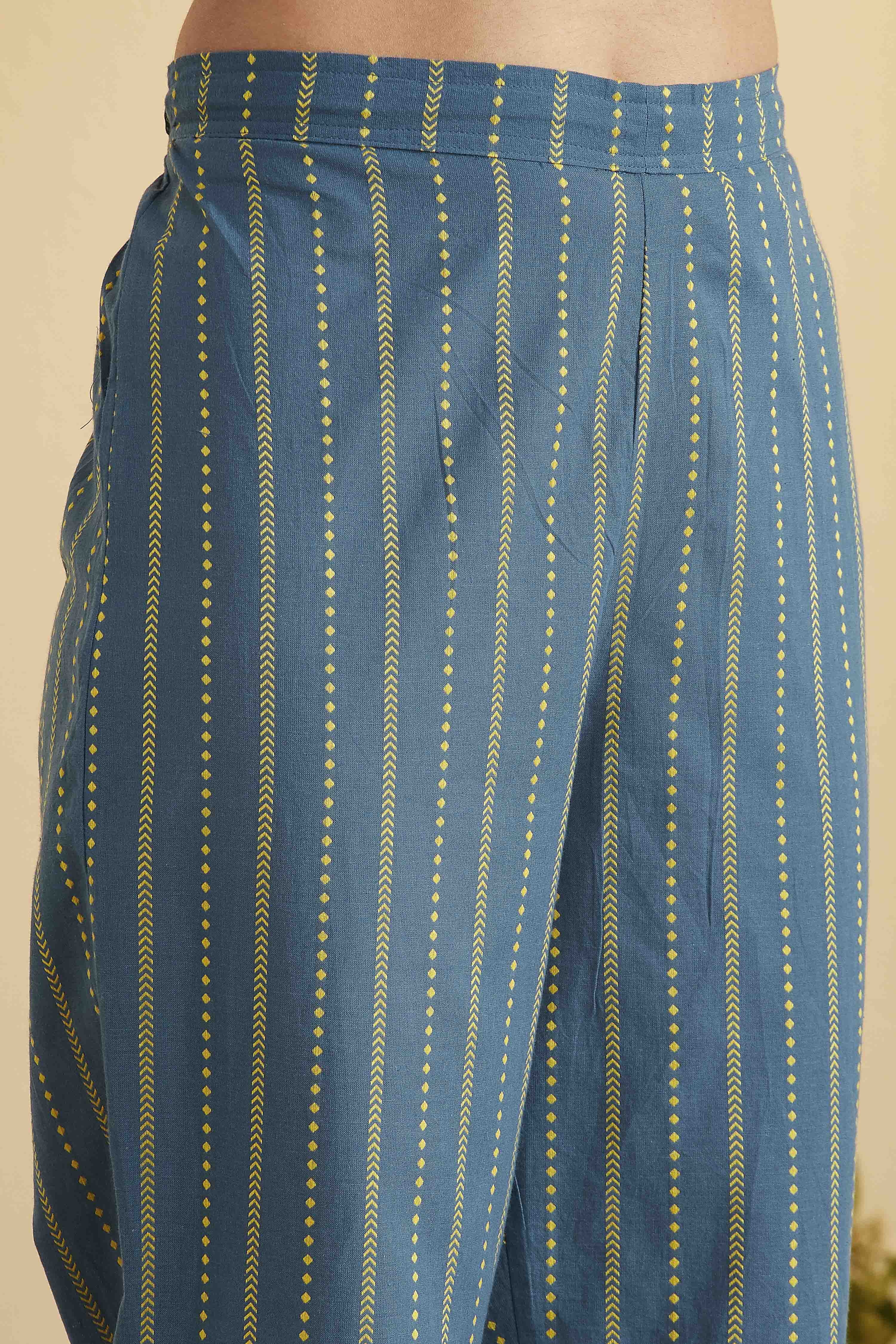 Teal Blue Cotton Yarndyed Suit Set image number 2