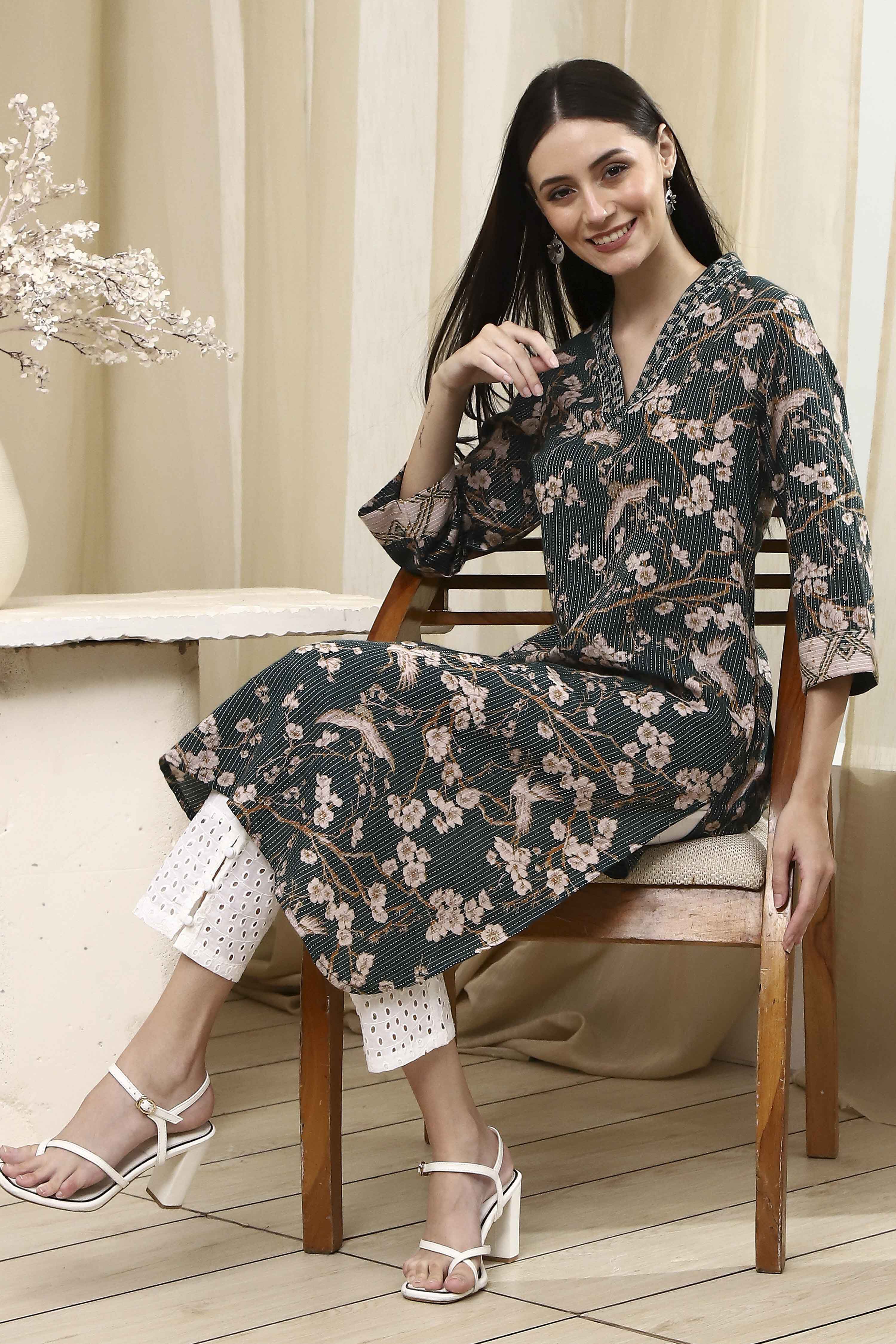 Dark Green Cotton Printed Straight Kurta image number 0