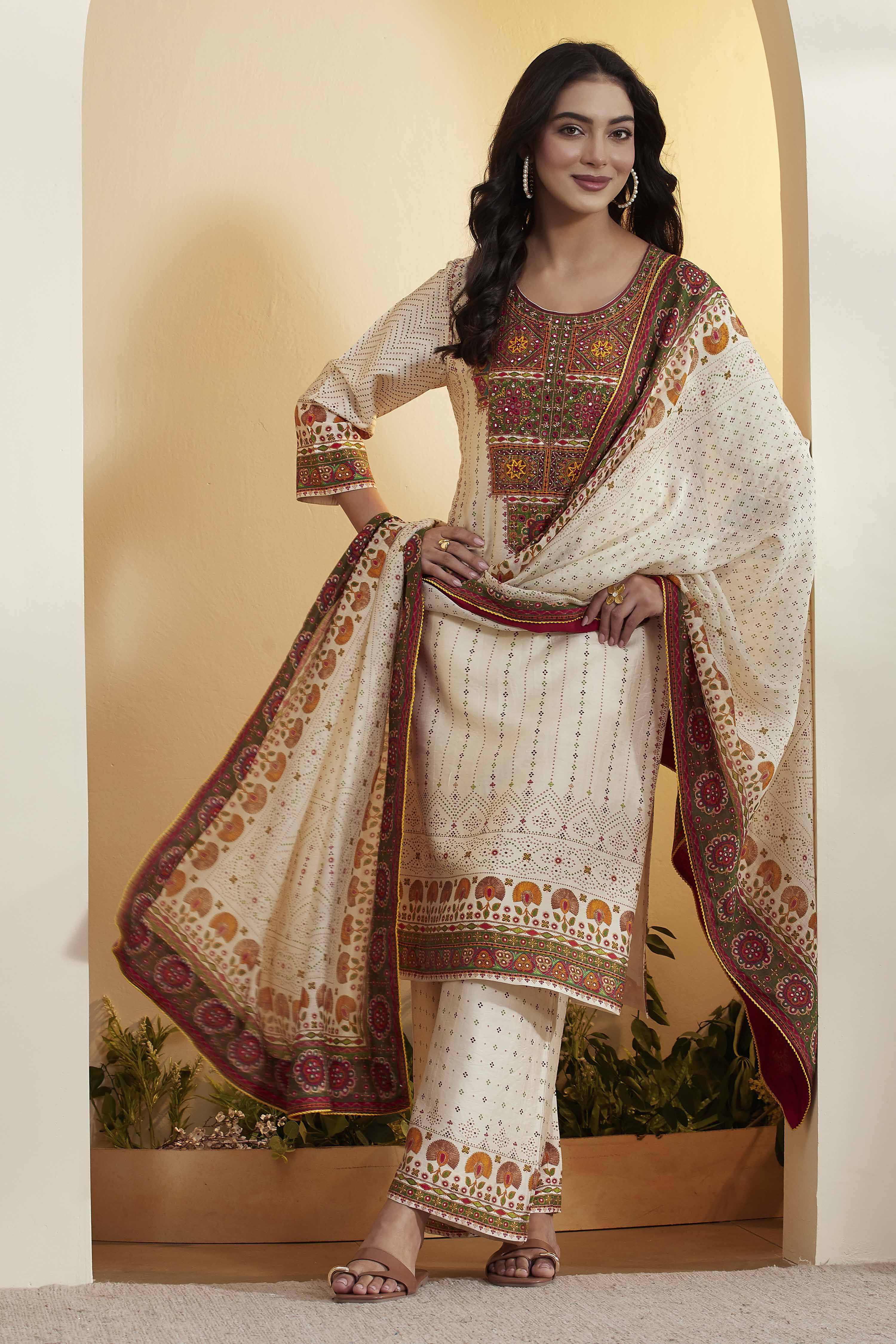 Off-White Viscose Rayon Printed Straight Kurta Set image number 0