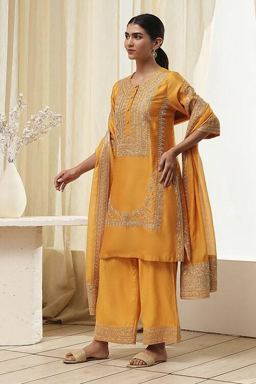 Ochre Yellow Cotton Silk Straight Suit Set image number 4