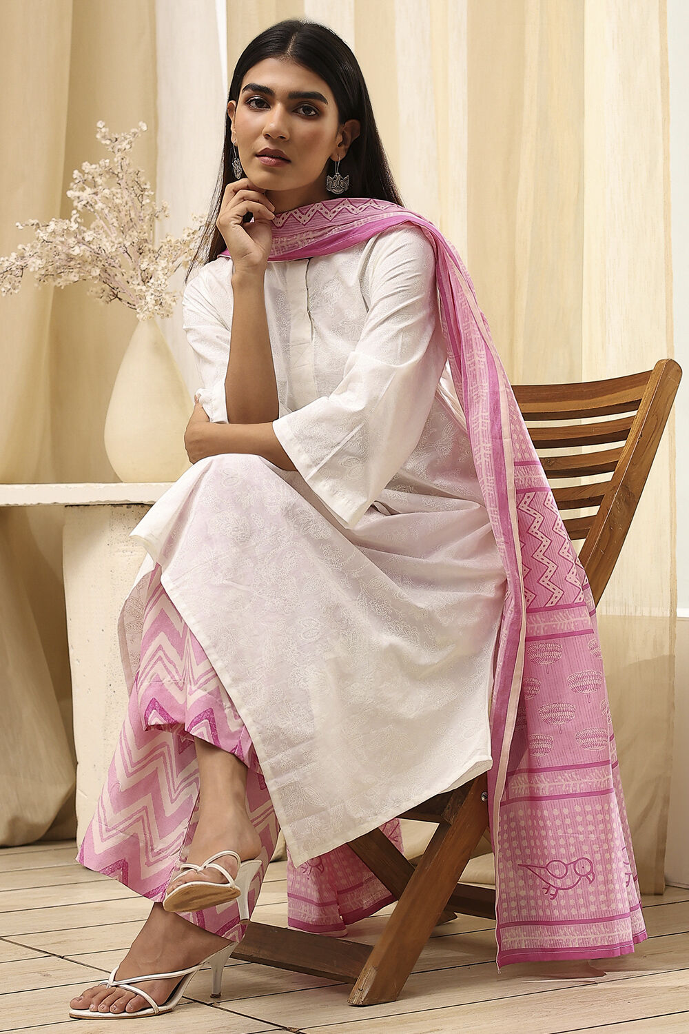 Blue and White Cotton Straight Suit Set image number 0