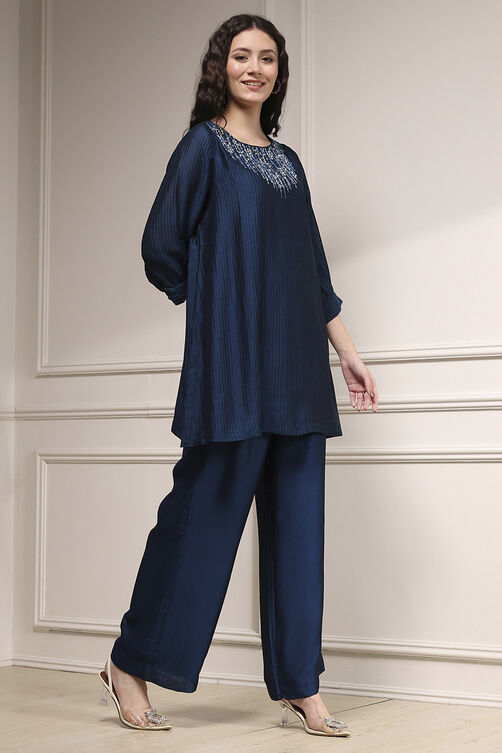 Blue Self-Designed Straight Kurta Set image number 5