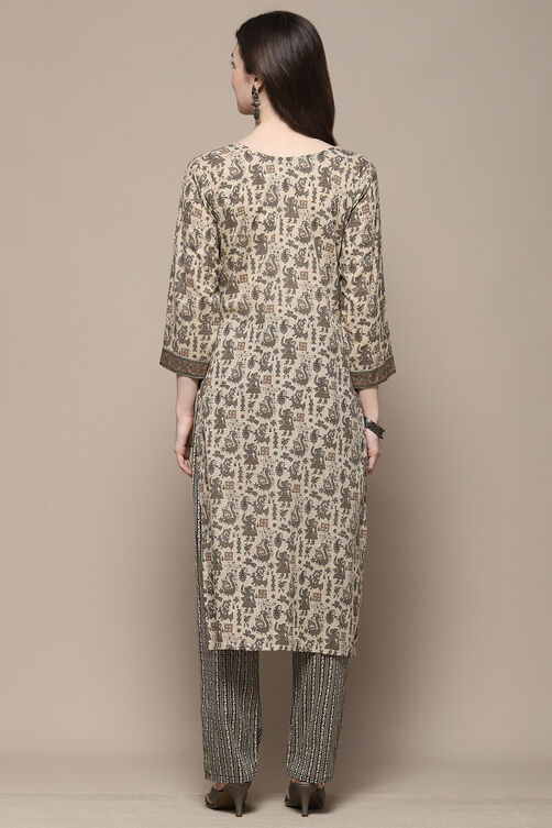 Grey Cotton Screen Printed Unstitched Suit Set image number 6