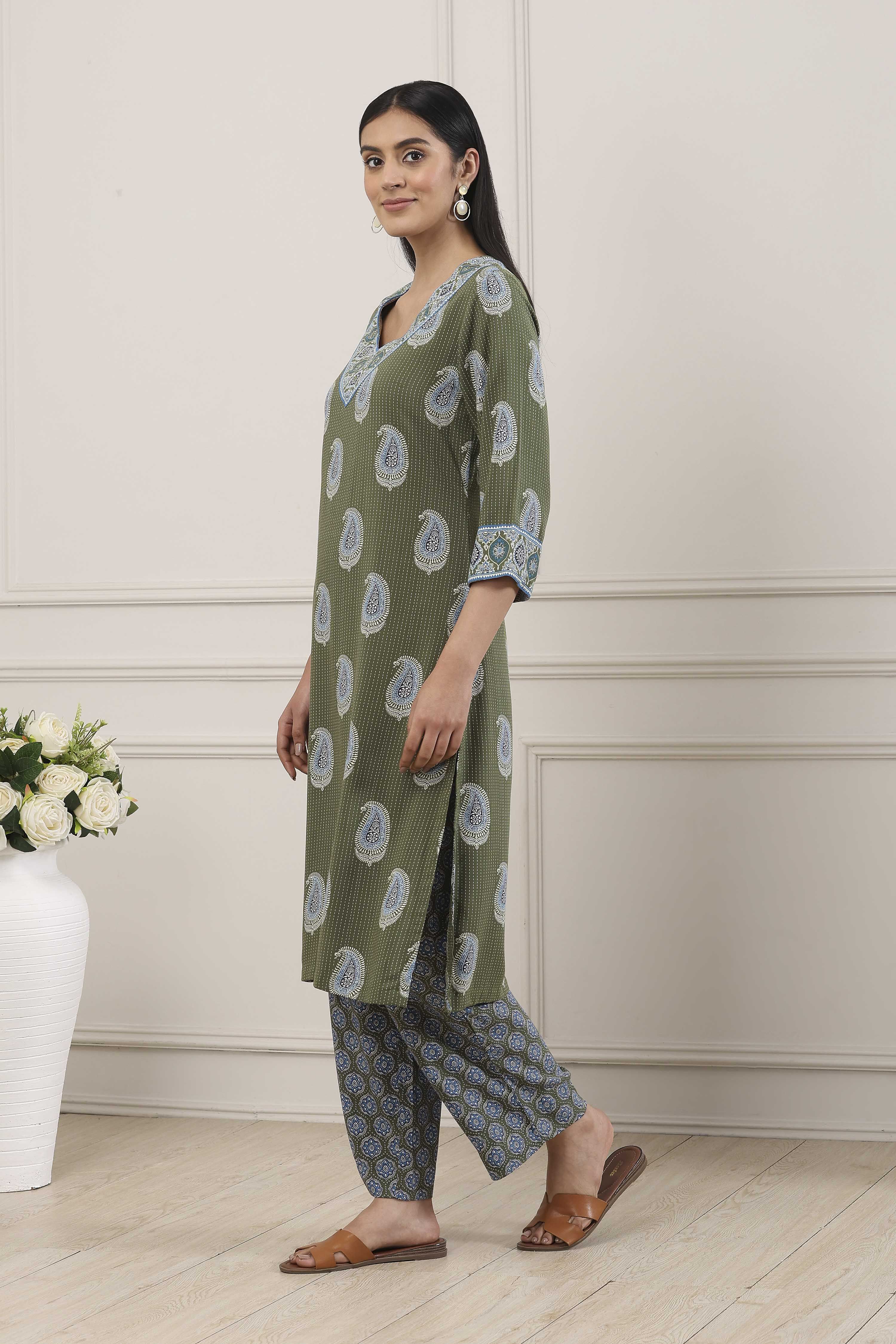 Green Viscose Rayon Straight Kurta Palazzo Set image number 3