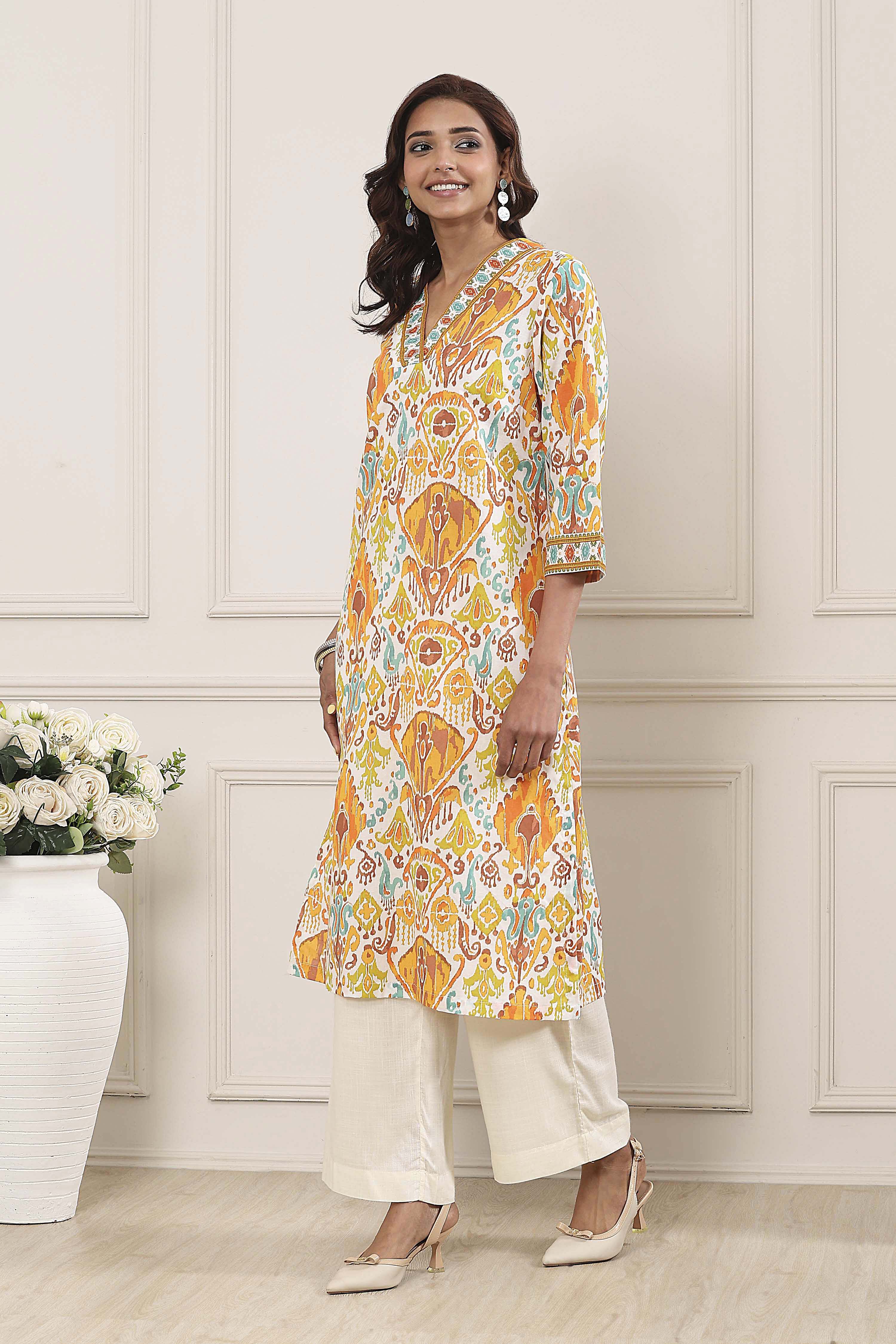 Off White Cotton Straight Kurta image number 2