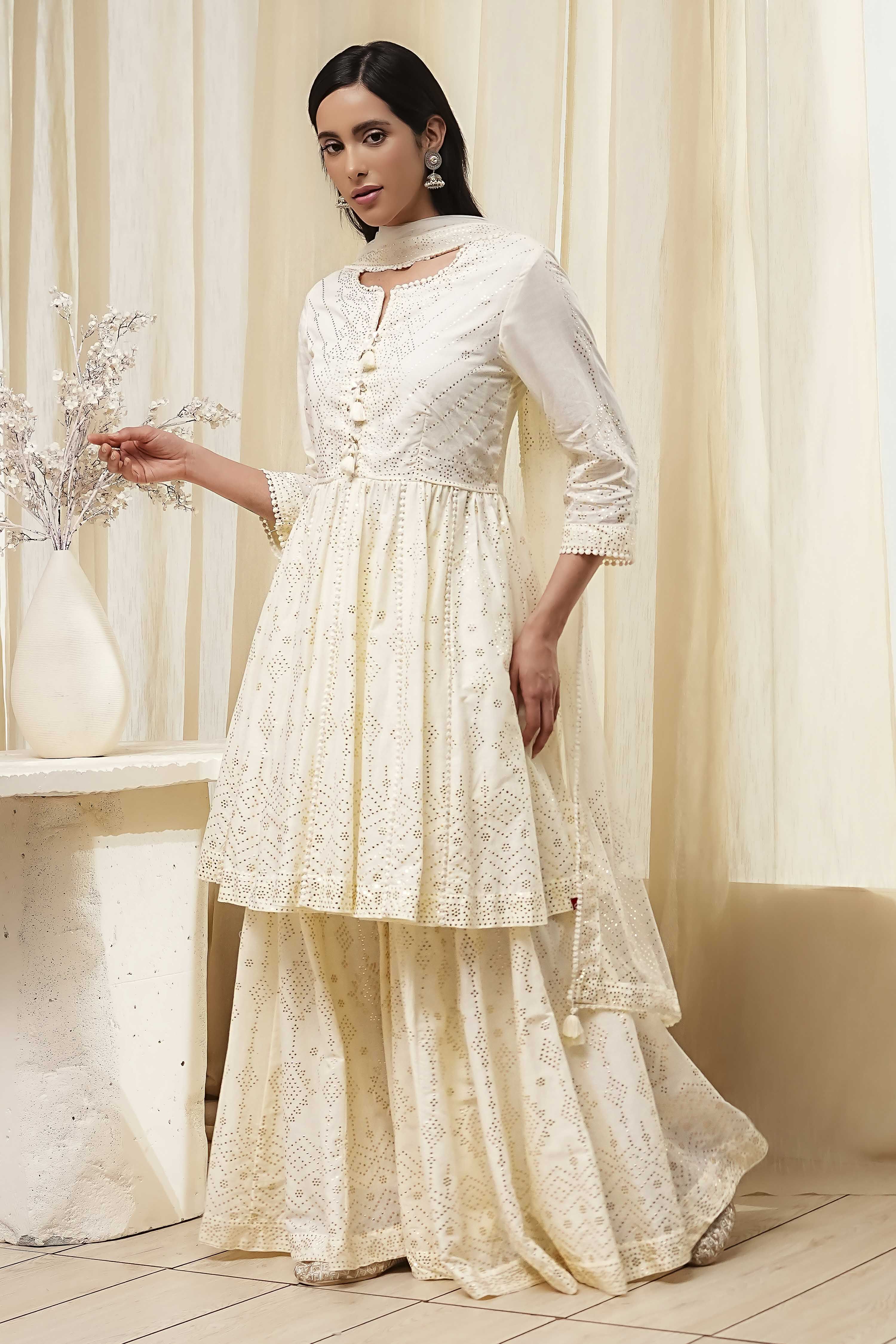 Off-White Cotton Metallic Flared Suit Set image number 3