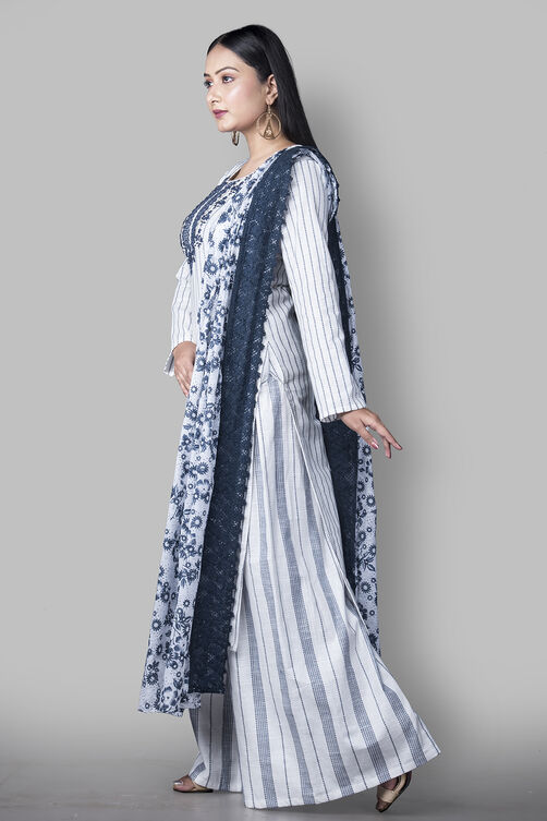 Blue Unstitched dress material Suit Set image number 2