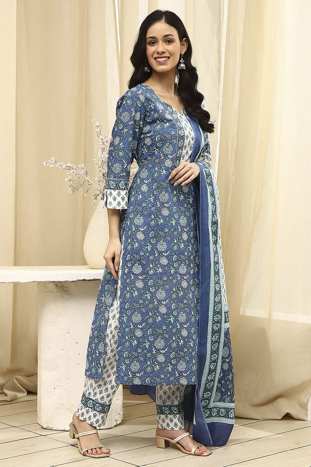 Lime Green and White Cotton Screen Print Unstitched Suit Set image number 5