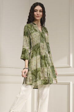 Olive Green Pleated Straight Short Kurta image number 4