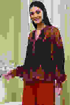 Blue Printed High-Low Top image number 2