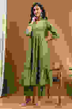 Green Cotton Printed Festive Gathered Suit Set image number 0