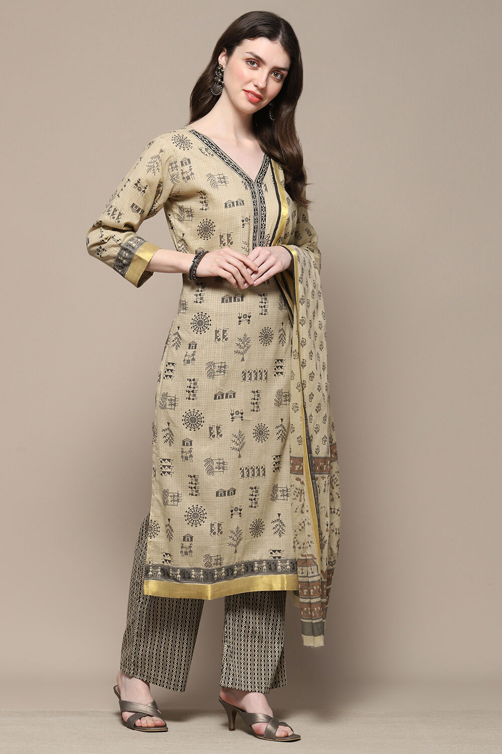 Grey Cotton African Screen Printed Unstitched Suit Set image number 7