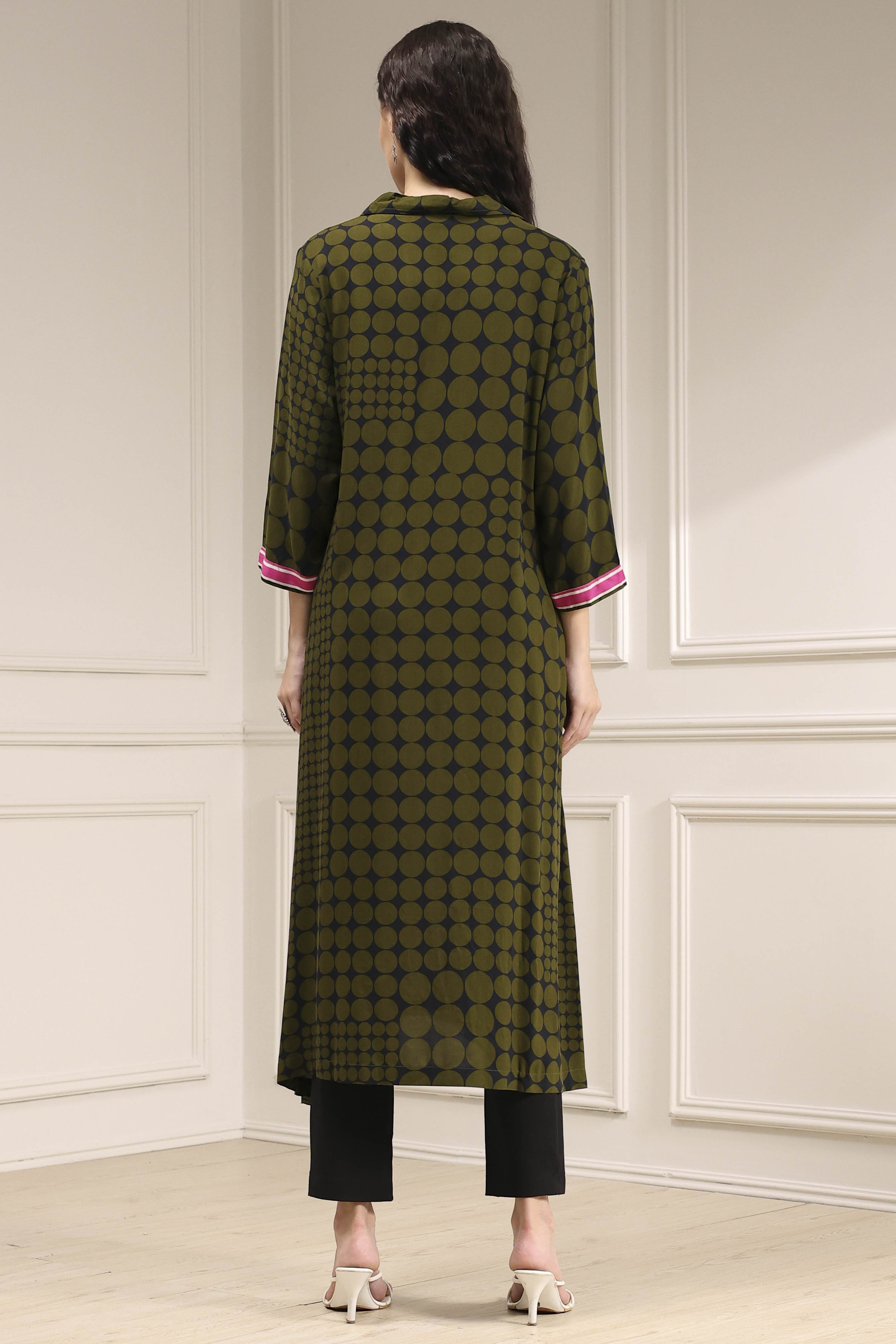 Olive Green Printed Straight Kurta image number 3
