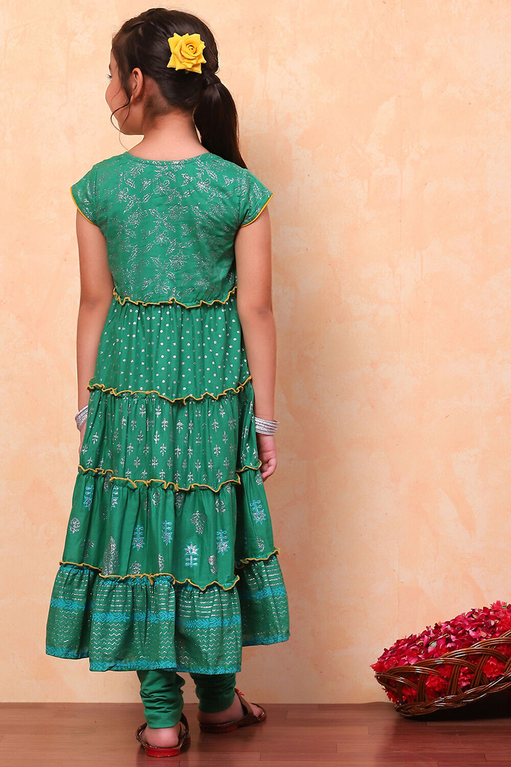 Green Cotton Printed Tiered Festive Flared Suit Set image number 5