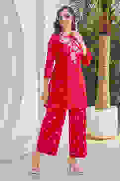 Red Cotton Straight Suit Set image number 5