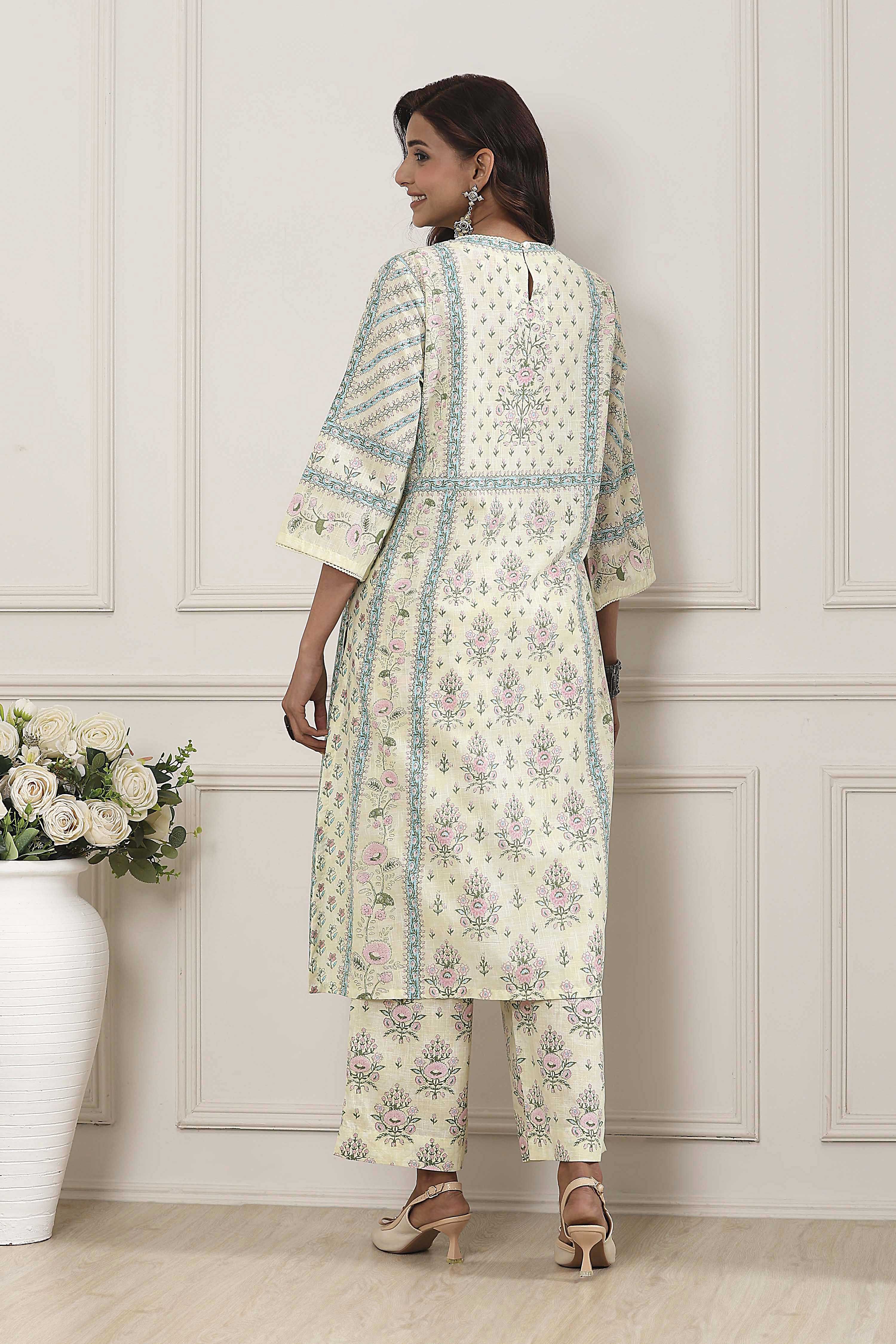 Cream-Colored Cotton Printed Straight Suit Set image number 4