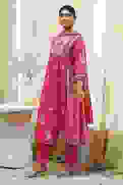 Coral-Red Silk Chanderi Gathered Suit Set image number 3