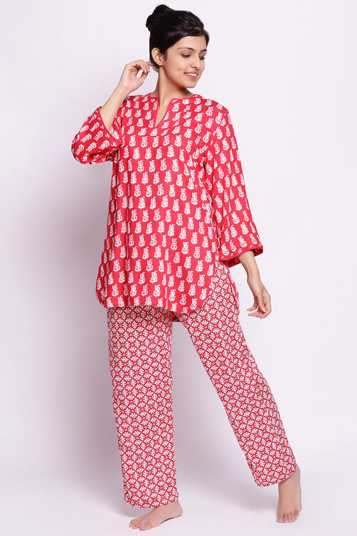 Dark Pink Cotton Printed Loungewear Set image number 3