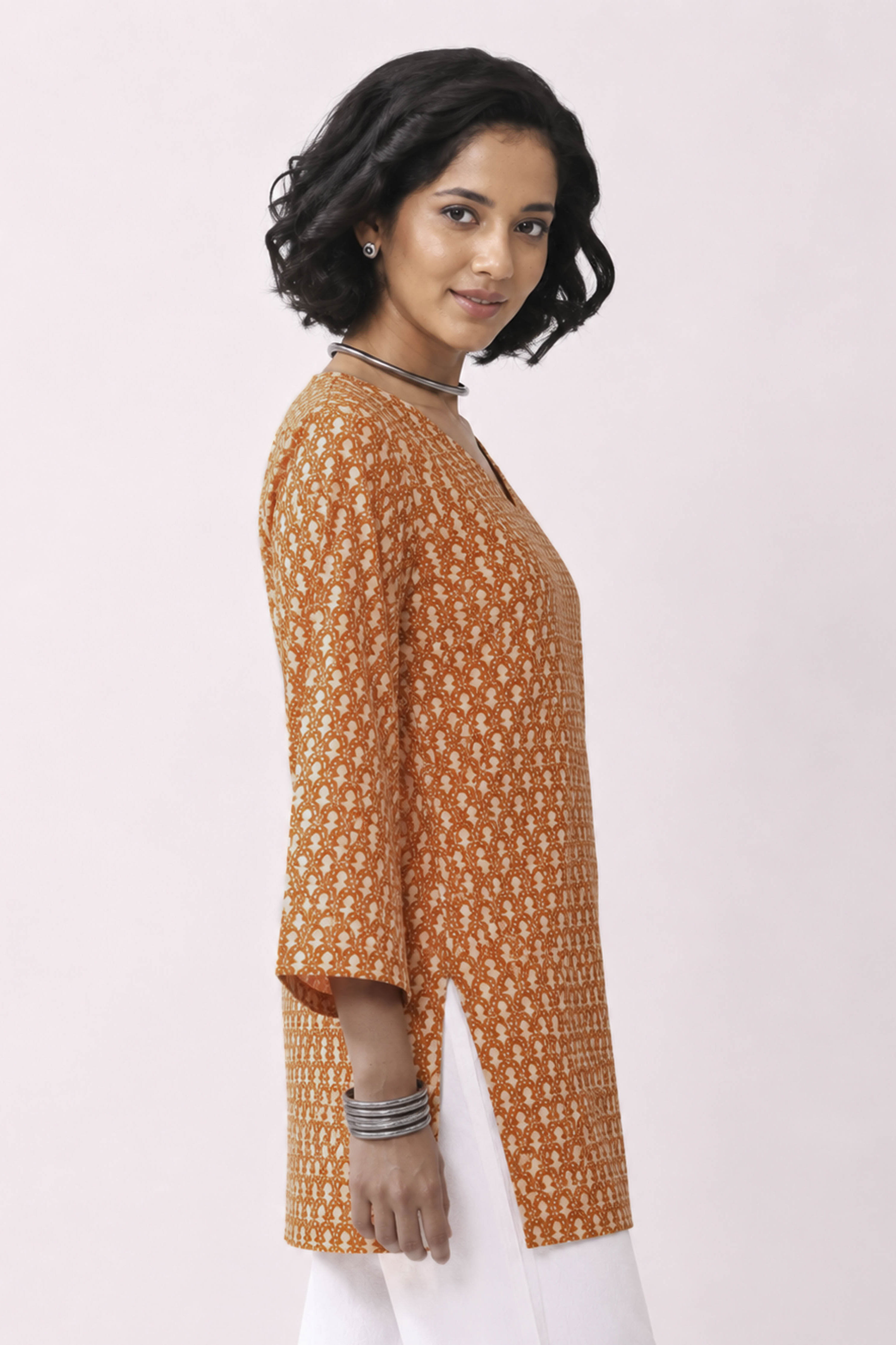 Mustard Cotton Straight Short Kurti image number 3