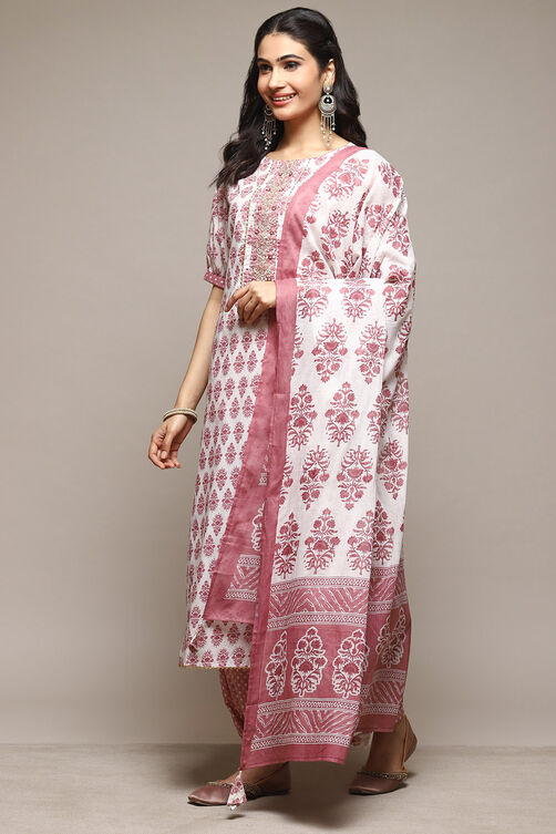 White Cotton Unstitched Suit Set image number 6