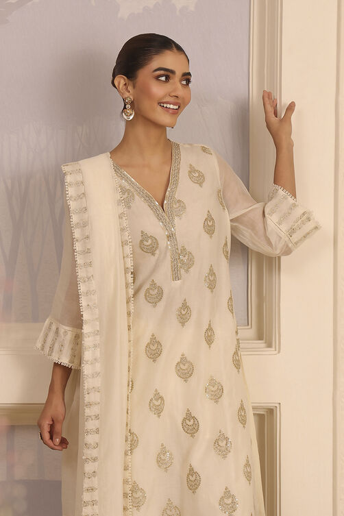 Off White Chanderi Straight Solid Suit Set image number 1
