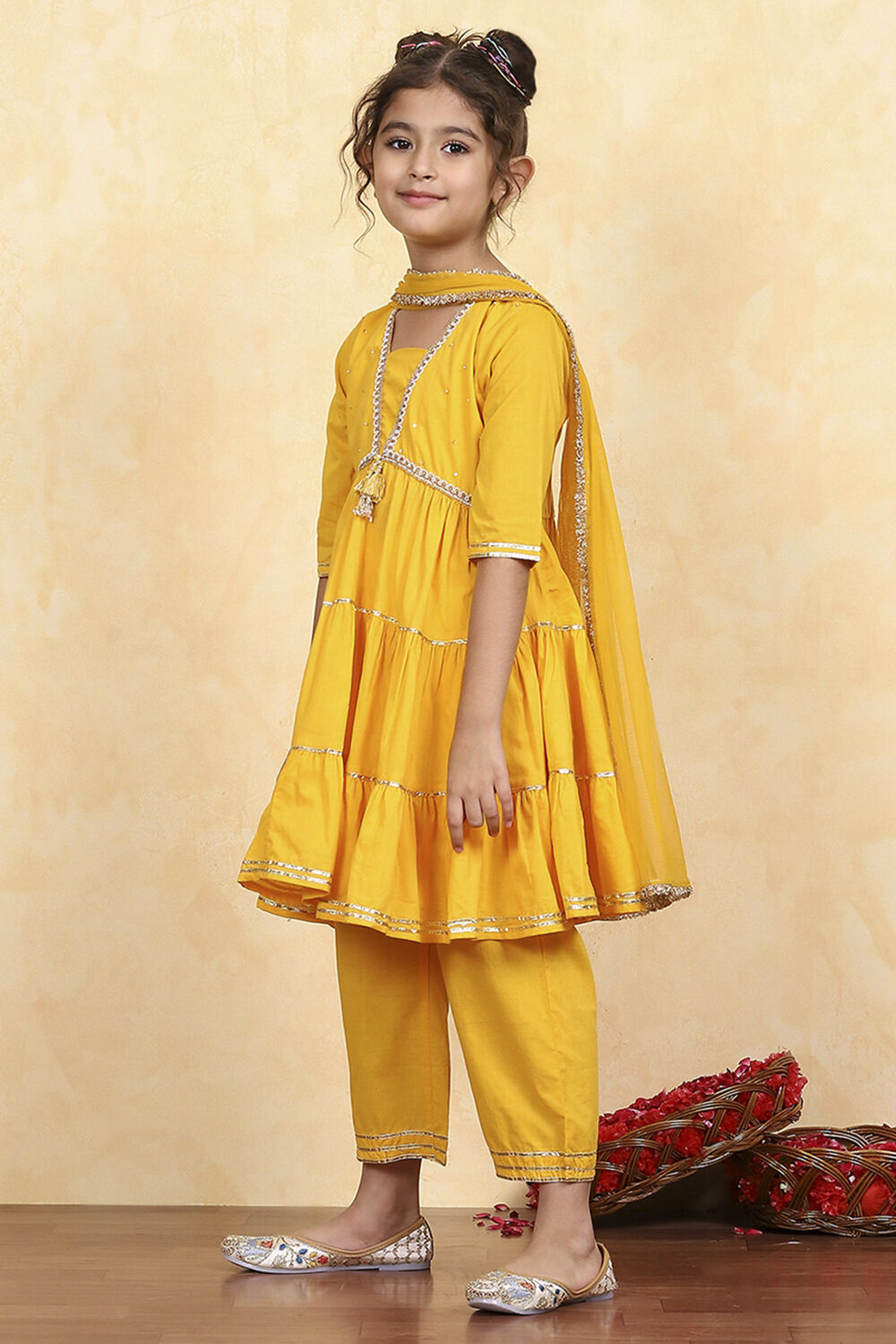Yellow Cotton Solid Tiered Suit Set image number 3