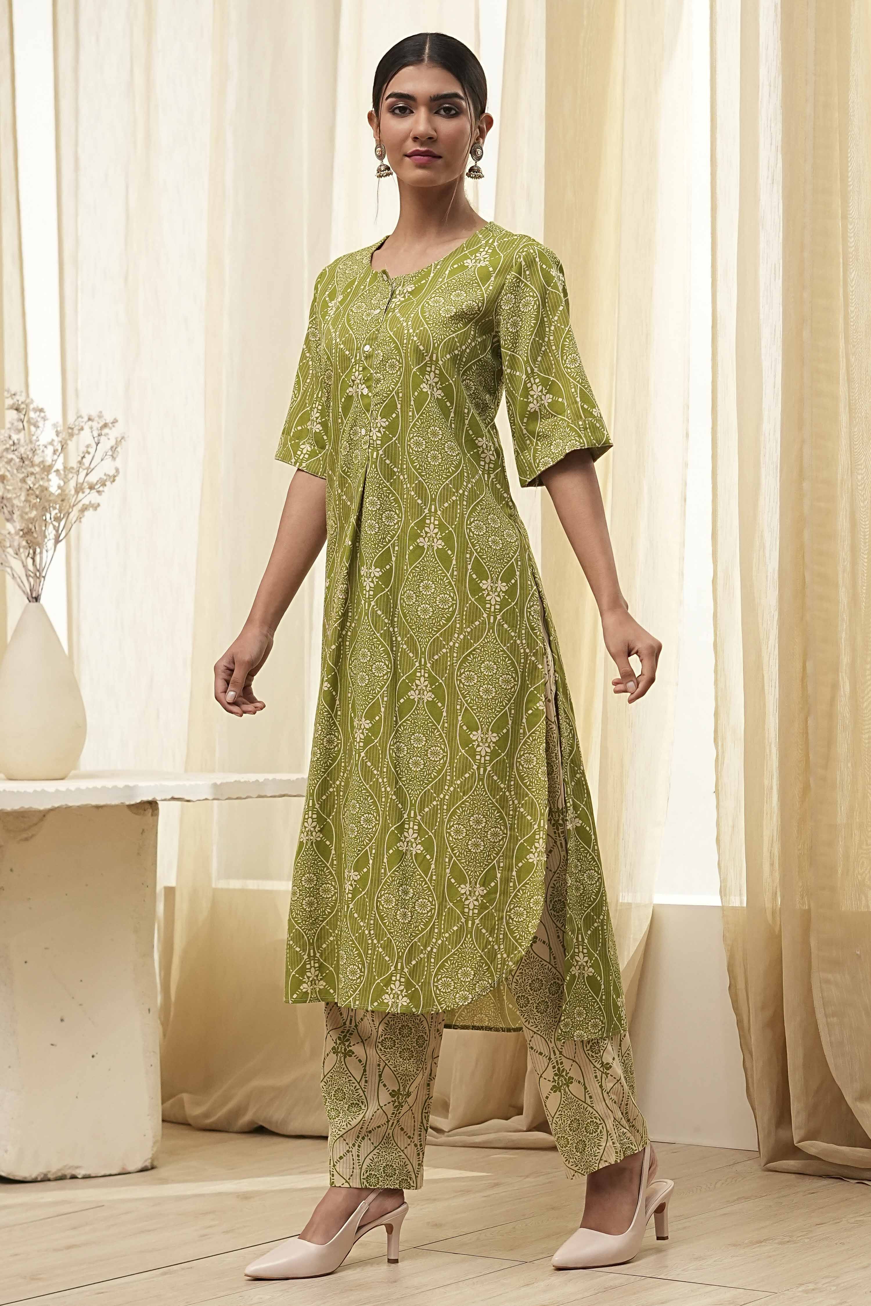 Black and Beige Printed Straight Kurta Set image number 3