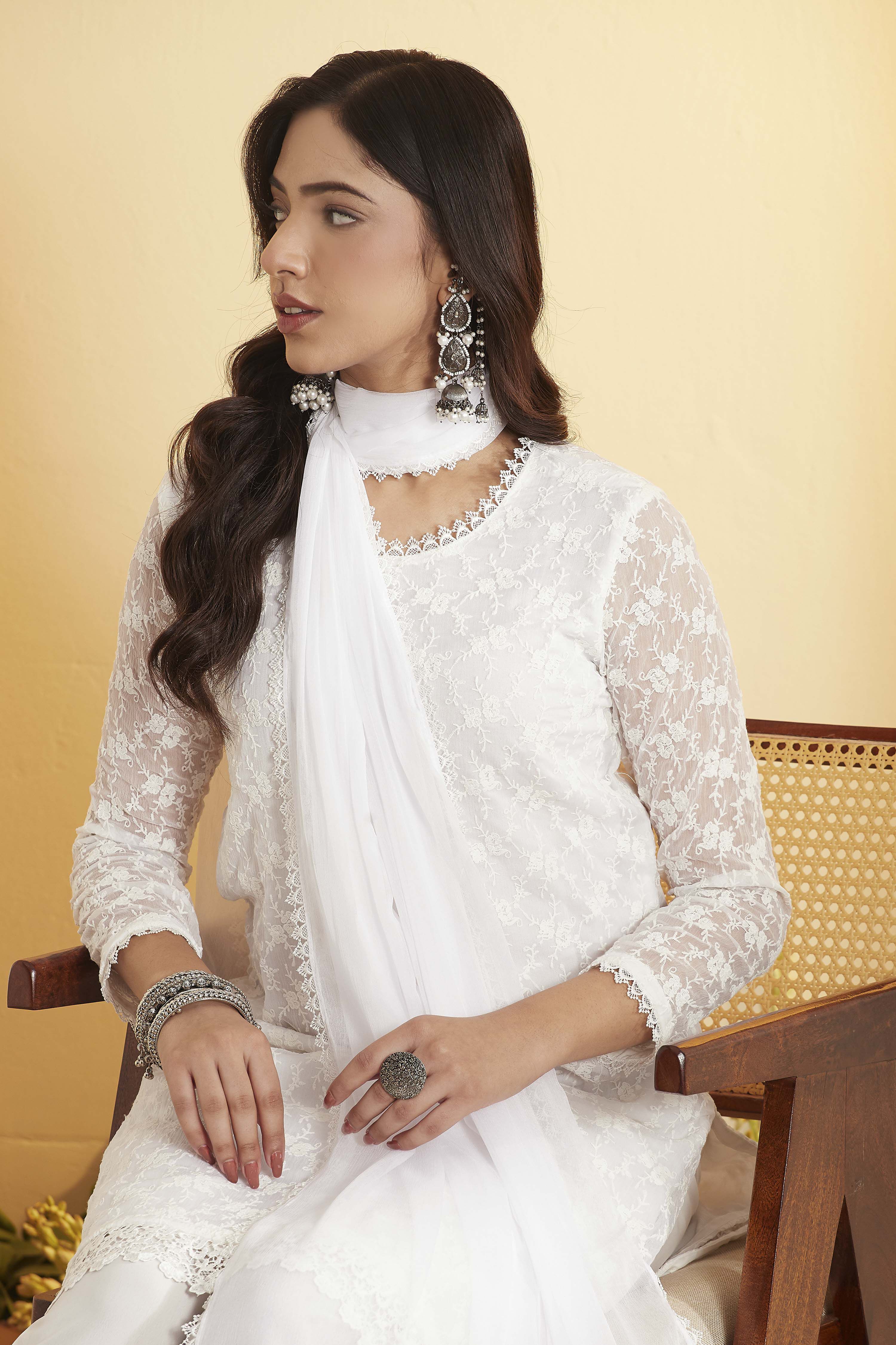 White Lace Straight Chamundi Chiffon Kurta Set image number 1
