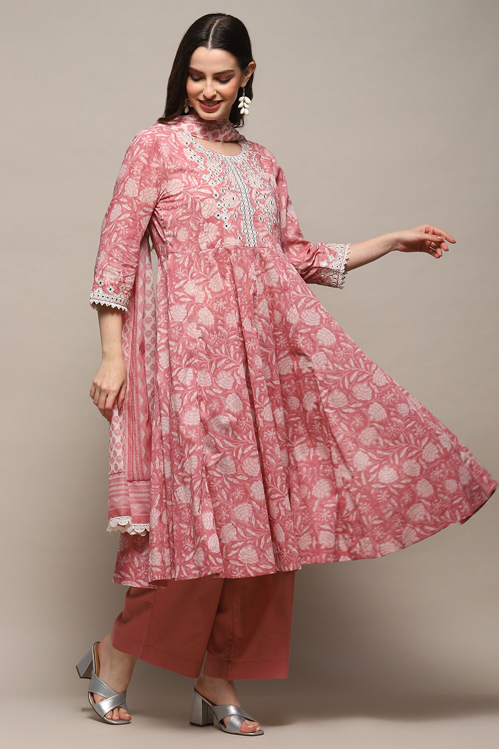 Pink Cotton Anarkali Suit Set image number 5