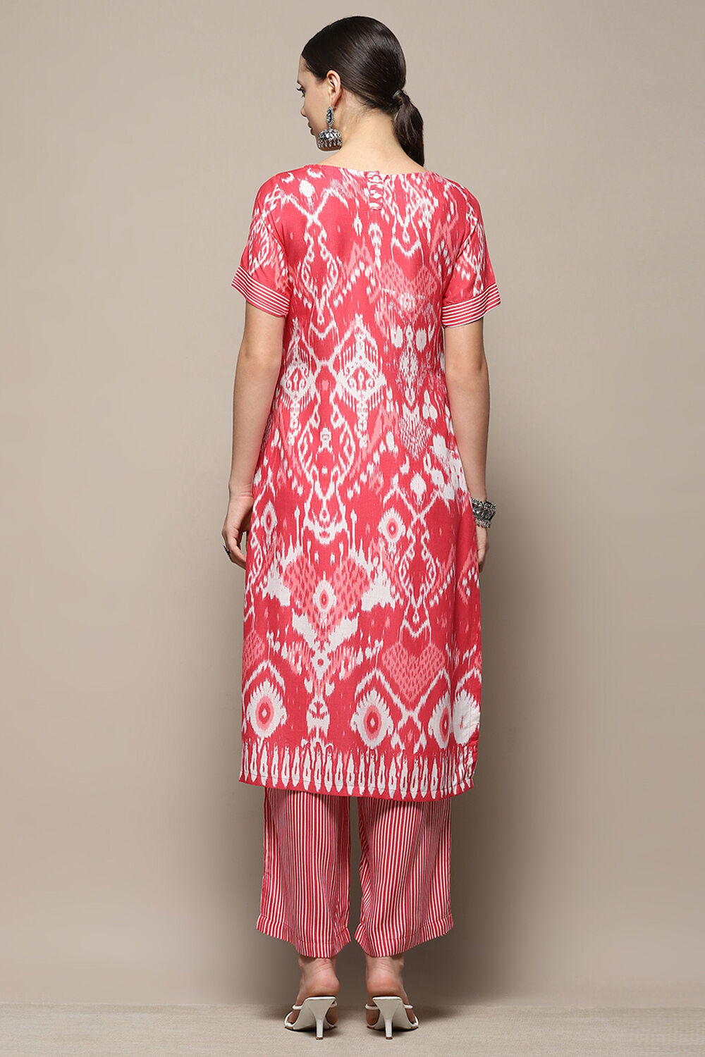 Blue Printed Straight Kurta Set image number 4