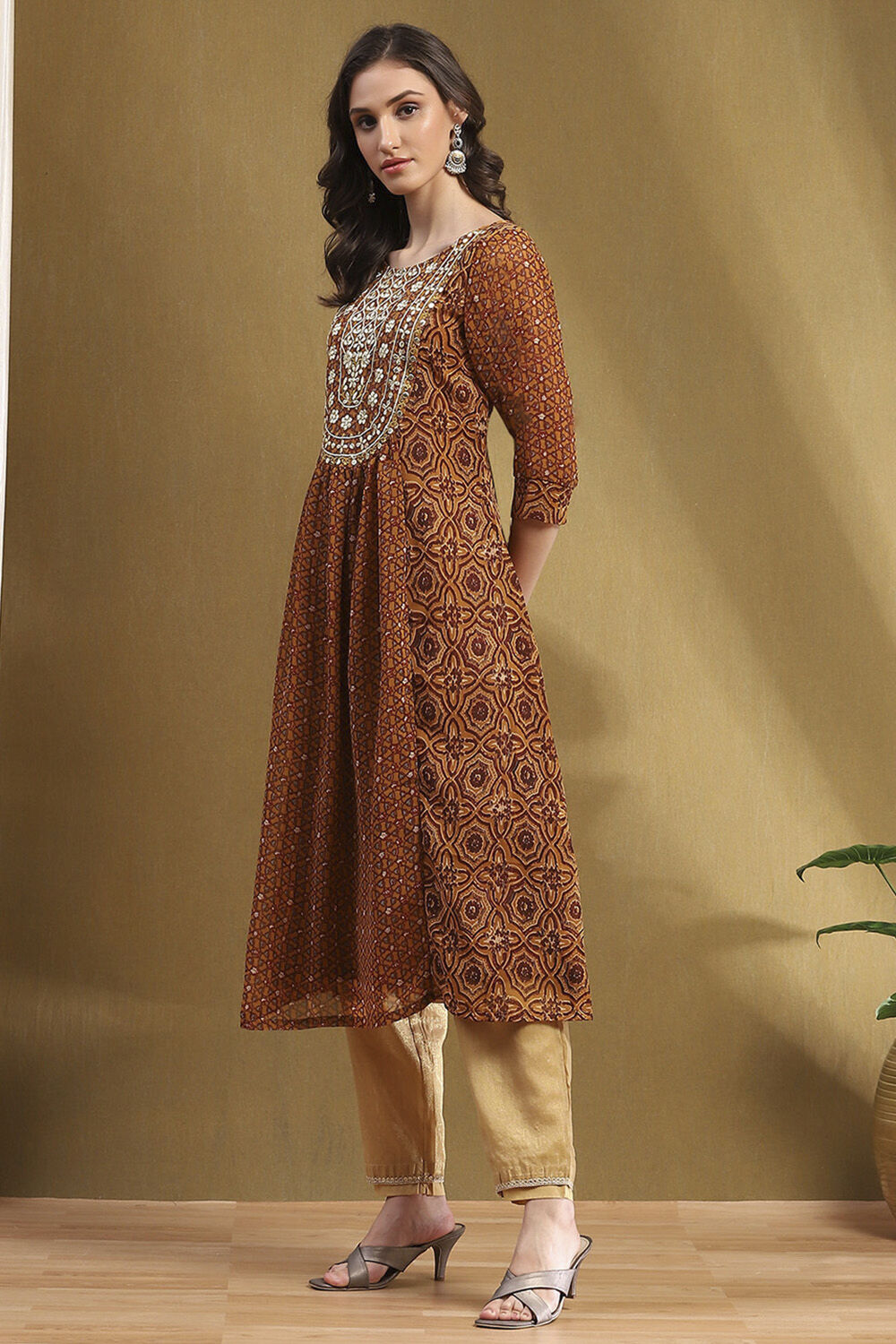 Brown Georgette Printed Gathered A-Line Kurta image number 2